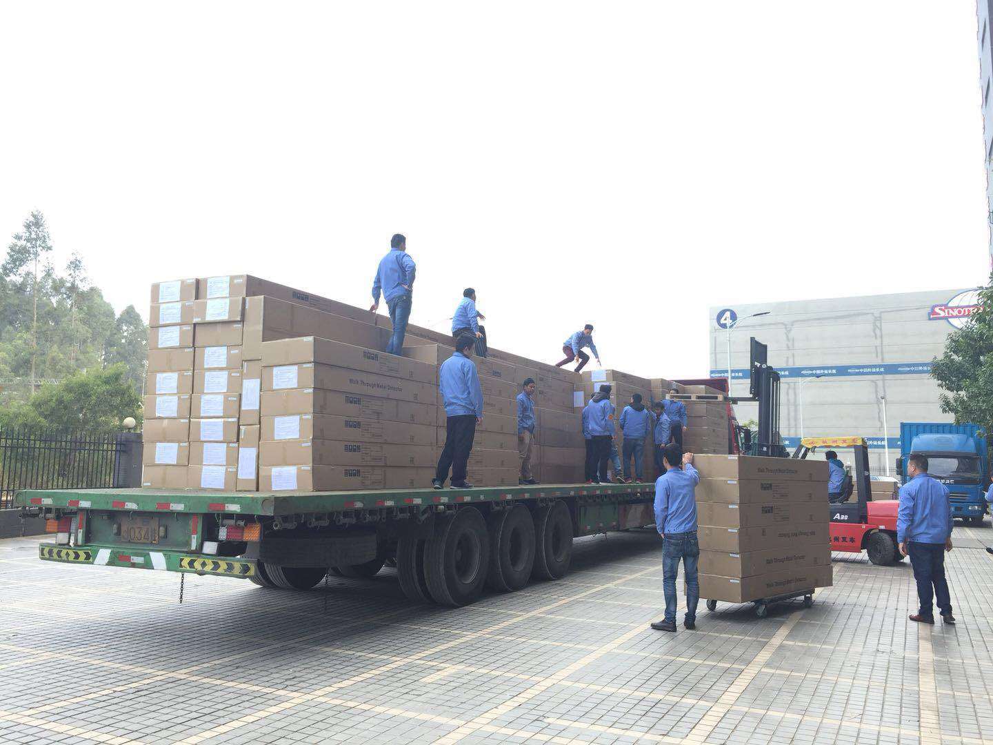 安天下万台安检门护航俄罗斯大选