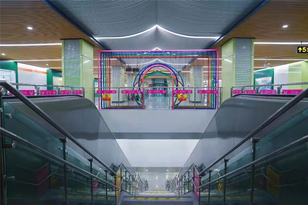 智慧安检设备 护航江南地铁线路